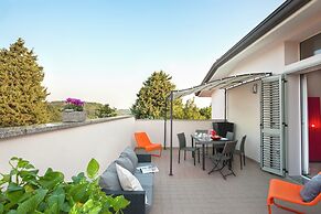 Sunny Stay in Tavullia Hills