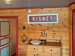 6 Person Holiday Home in Hosteland