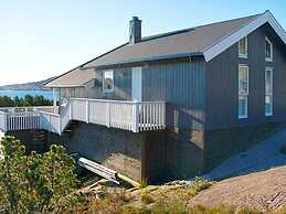 6 Person Holiday Home in Hartbakke