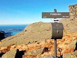 6 Person Holiday Home in Hartbakke