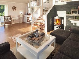 6 Person Holiday Home in Hartbakke