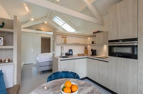 Luxury Holiday Home Near the Beach