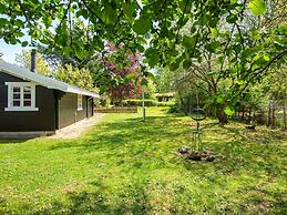 6 Person Holiday Home in Farvang