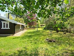 6 Person Holiday Home in Farvang