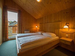 Chalet in Dachstein West With Shared Pool