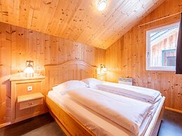 Chalet in Dachstein West With Shared Pool