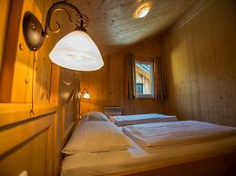 Chalet in Dachstein West With Shared Pool