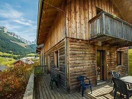Chalet in Dachstein West With Shared Pool