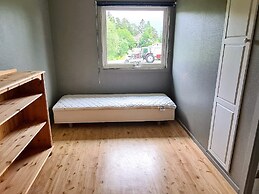 10 Person Holiday Home in Staubø