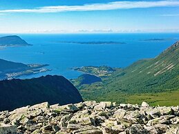 4 Person Holiday Home in Brattvag