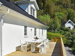 4 Person Holiday Home in Brattvag