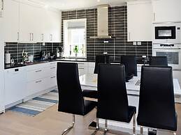 4 Person Holiday Home in Brattvag