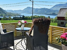 4 Person Holiday Home in Brattvag