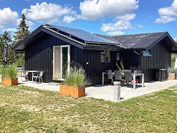 6 Person Holiday Home in Hals