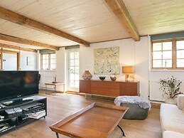 Idyllic Countryside Retreat-by Traum
