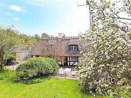 Idyllic Countryside Retreat-by Traum