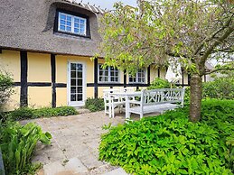 Idyllic Countryside Retreat-by Traum