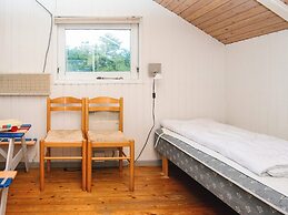 Charming Cottage Retreat-by Traum