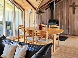 Charming Cottage Retreat-by Traum