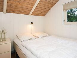 Charming Cottage Retreat-by Traum