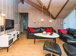 Charming Cottage Retreat-by Traum