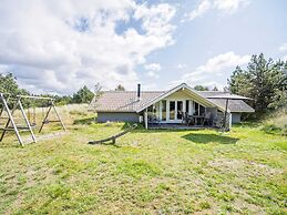 Charming Cottage Retreat-by Traum