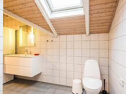 Charming Cottage Retreat-by Traum