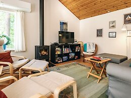 Seaside Retreat-by Traum