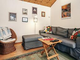 Seaside Retreat-by Traum