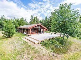 6 Person Holiday Home in Oksbøl