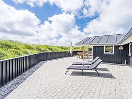 5 Person Holiday Home in Oksbol