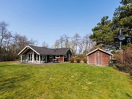 7 Person Holiday Home in Oksbol