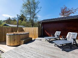 Seaside Cozy Cottage-by Traum