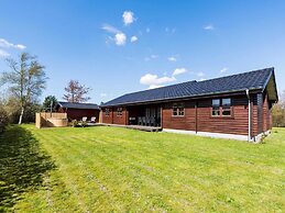 Seaside Cozy Cottage-by Traum