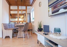 Apartment With Balcony and Garage
