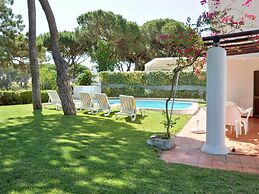 Lovely Villa in Vilamoura With Private Pool