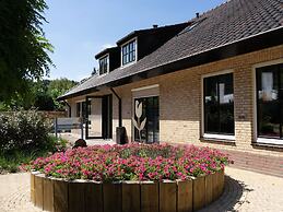 Modern Chalet With Dishwasher, Near Utrecht