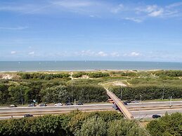 Comfy Holiday Home, Beach Within Walking Distance