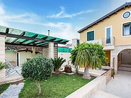 Simplistic Apartment in Reitani near Lido Beach
