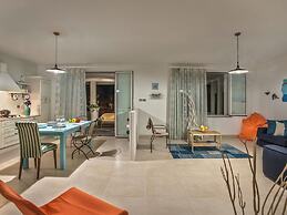 Beachside Apartment in Tavullia