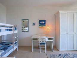 Beachside Apartment in Tavullia