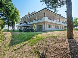Beachside Apartment in Tavullia