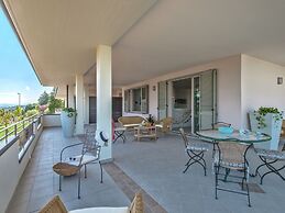 Beachside Apartment in Tavullia