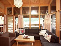 Luxurious Chalet With Sauna in Konigsleiten