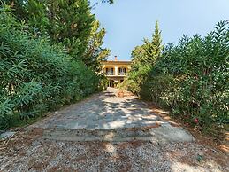 Belvilla by OYO Villa Somnium