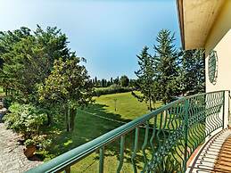 Belvilla by OYO Villa Somnium