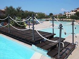 Family Apartment With the Pool