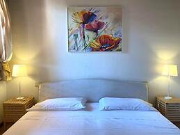 Family Apartment With the Pool