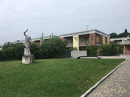 Belvilla by OYO Appartment Dafinzi