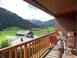 Holiday Home in Konigsleiten With Swimming Pool